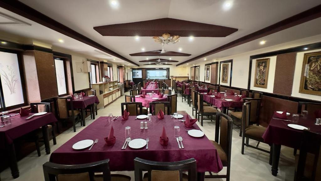 Hotel Sriyash Regency Bhāgalpur Dış mekan fotoğraf